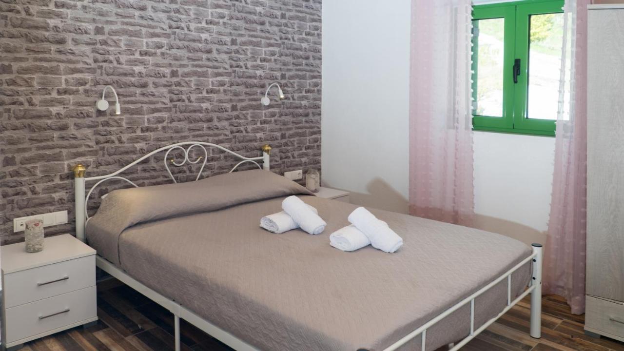 Villa Elia Lambini Bagian luar foto